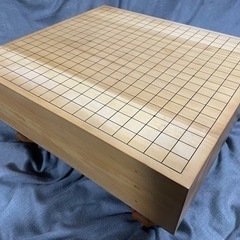 碁盤　これからお始めになる方　いかがでしょうか。銀杏だと思います。の画像