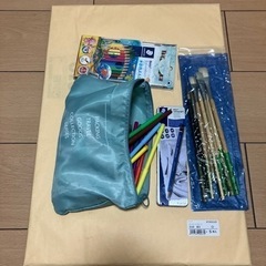 画材(色鉛筆、クレセントボード...)セット