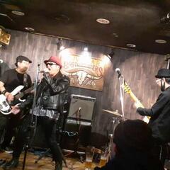 パンクバンドドラマー募集