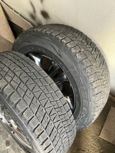 ハイエース200系で使用スタッドレスホイールセット