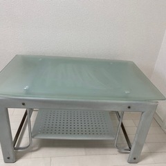 ガラス　ローテーブル(棚付き)の画像