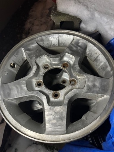 ジムニー純正ホイールR16
