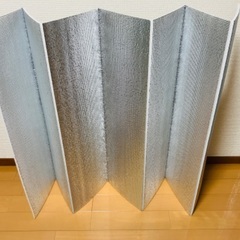 ほぼ新品 ニトリ 保温シート 8mm厚(180X180)の画像