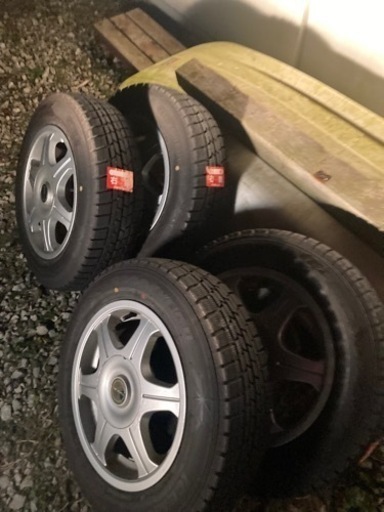 グッドイヤー165\70-14アルミセット　冬タイヤ