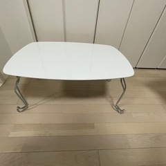 【無料】折りたたみテーブル
