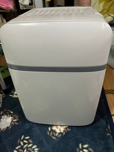お取引き中　冷温庫　家庭用100V シガーレット12V対応