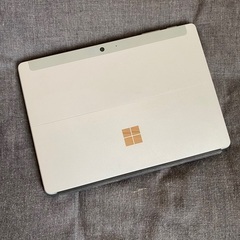 いまだけ25,000円　12/14夕方受け渡しのみ　美品　Microsoft surface Go2  8G/128G Windows11