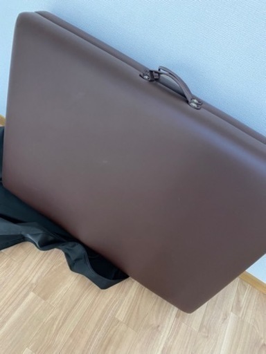 エステ　簡易ベット