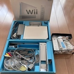 wii 本体　ゲームソフト9本　コントローラー4つ、ヌンチャク2つセット　ゲーム機　テレビゲームの画像