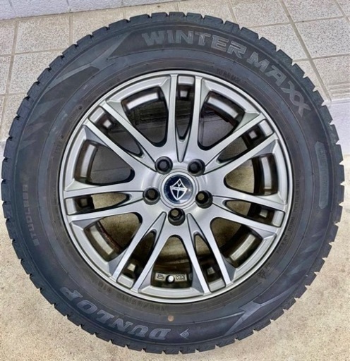 【売約済】30プリウス アルミホイールとスタッドレスの4本セット