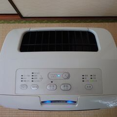 空気清浄機　ダイキンMCK55N-Wの画像