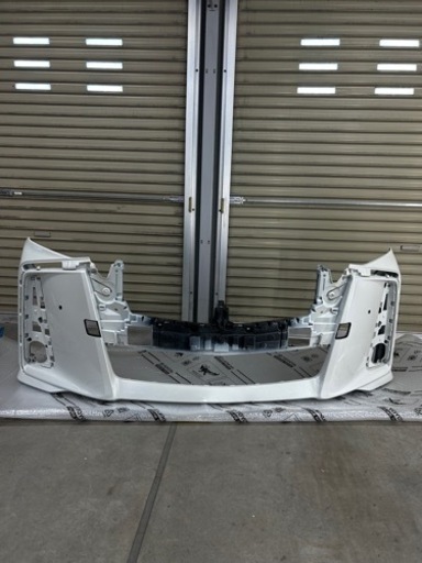 令和2年式アルファード　フロントバンパー単体