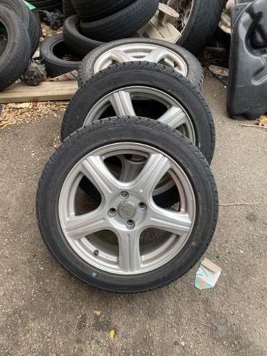 スタッドレス　16インチ　フィット　スイフト