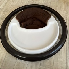 ベビー歩行器の画像