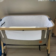 ベビーベッド