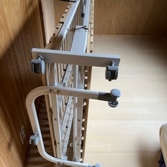 折り畳みベッドキャスター付き、更にマットと上布団付き
