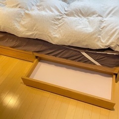 【現在新おい問い合わせ〆切中…】【羽村市取りに来れる方】【0円】収納付きシングルベッド＋マットレスの画像