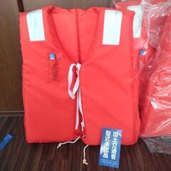 新品未使用！ライフジャケット3着(桜マーク付)＋犬用1着のセットの画像
