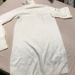 7着　セーターワンピなどレディースmの画像