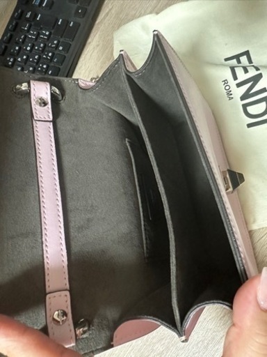 【超美品】Fendi KAN I バッグ / クリスマスギフトにどうぞ