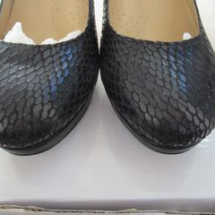 新品　黒パンプス　7㎝ヒール　入学・卒業式の画像