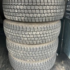 ハイエース　スタッドレスタイヤ　GOODYEAR ICE NAVI  CARGO 195/80R15