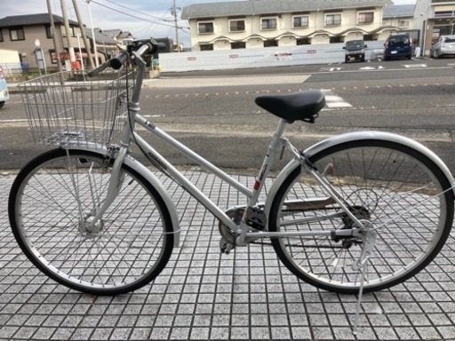 【27インチ自転車】6段変速　LEDオートライト付　前後タイヤ新品❗️鍵、前カゴ新品❗️スペアキーあり　若林自転車　浜大津店　SALE