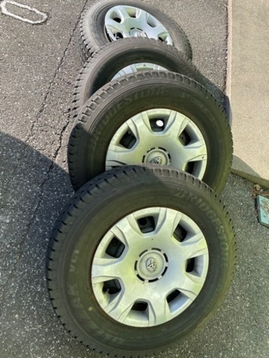 スタッドレス　195/80R15 ハイエース