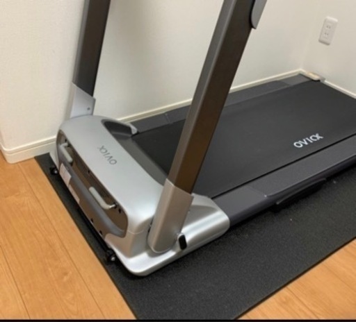 OVICXランニングマシン ジュータン付く