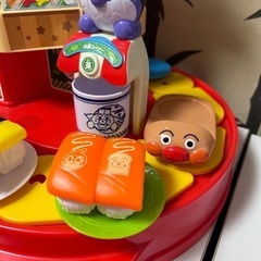 お値下げ中！！　アンパンマン　おすしい~っぱい! アンパンマンDX 回転ずしセット 寿司　回転寿司の画像