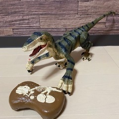 人気！恐竜ラジコン