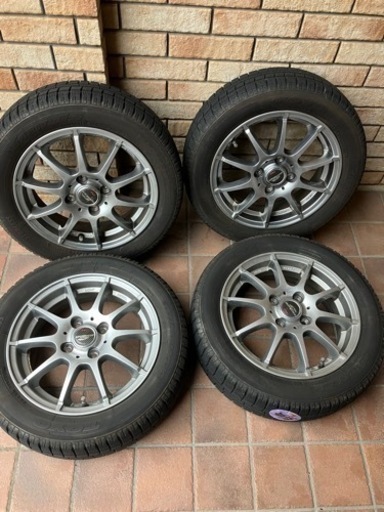 【取引中】TOYOスタッドレスタイヤ、ホイール4本セット155/65/14