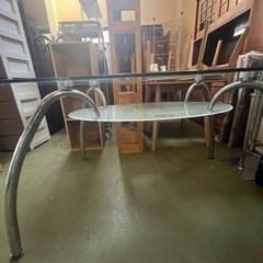 在庫処分　ガラスダイニングテーブルの画像