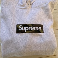 シュプリーム　ボックスロゴパーカー
