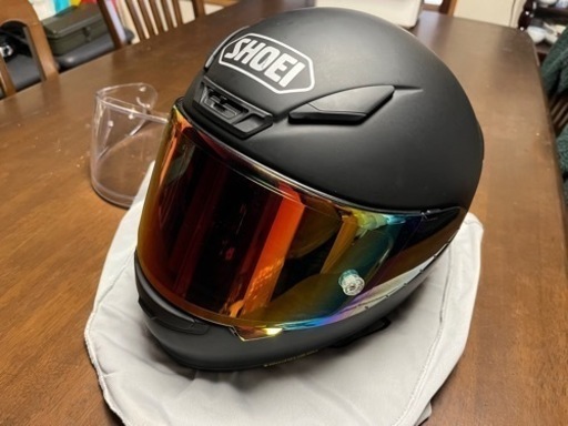 SHOEI Z7 サイズ マットブラック　(スモークミラーシールド付き)