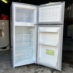 札幌市内配送無料 17年製 SHARP シャープ 118L 2ドア冷凍冷蔵庫 SJ-H12B-S 右開き