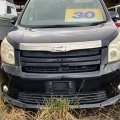 TOYOTA ノア　平成20年式の画像