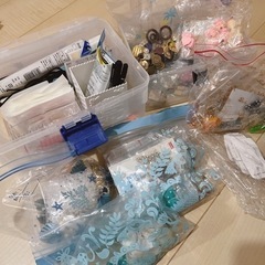 大量！！ハンドメイド資材　ビーズ　デコパーツ　など　アクセサリー