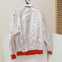 CocaCola リバーシブルジャンパー ホワイト×レッド ブルゾン コカコーラ ジャケット 上着 札幌市 清田区 平岡の画像