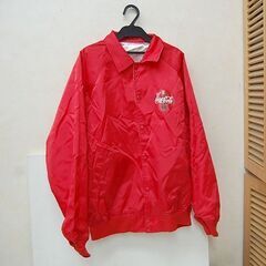 CocaCola リバーシブルジャンパー ホワイト×レッド ブルゾン コカコーラ ジャケット 上着 札幌市 清田区 平岡の画像