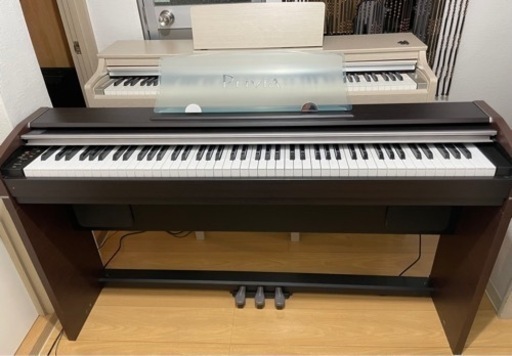 カシオ　中古美品、電子ピアノ　 Privia PX-700  88鍵盤　音が綺麗