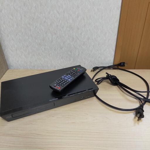 Panasonic ブルーレイプレーヤーDMP-BD79\n動作確認済みです。　\n本体\nリモコンと電池\nHDMIケーブル\n電源コード\n全て揃っています