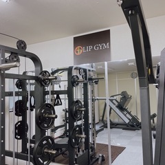 LIP GYM 与野店で パーソナルトレーニングでダイエットボデ...
