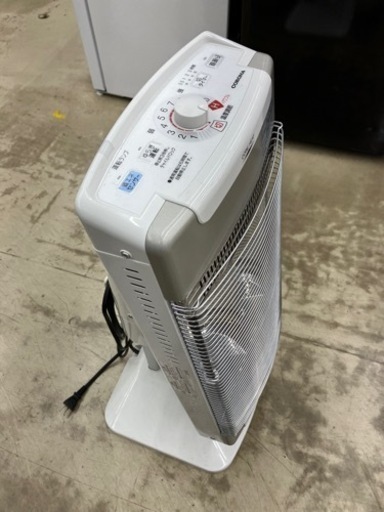 CORONA?省エネセンサー搭載?遠赤外線暖房機　645
