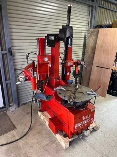 日本製　自動車タイヤチェンジャー   24インチ　両側サポート付