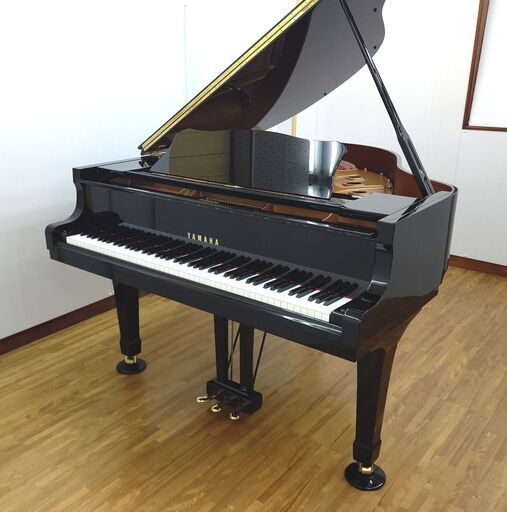 ヤマハ C1【美品/素晴らしいコンディション】内部調整/外装研磨美装/調律済