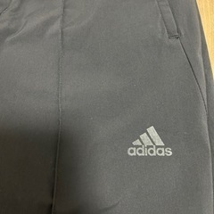タグ付き　アディダス　パンツ　Mサイズの画像