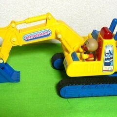 ●廃盤！入手困難★アンパンマン 電動よくばりパワーショベル★レバー操作で走行及びショベル可動◎おしゃべり&リアルサウンド付◎の画像