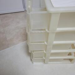透明ラックの画像