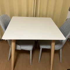 ダイニングテーブルセット(イス2脚)
